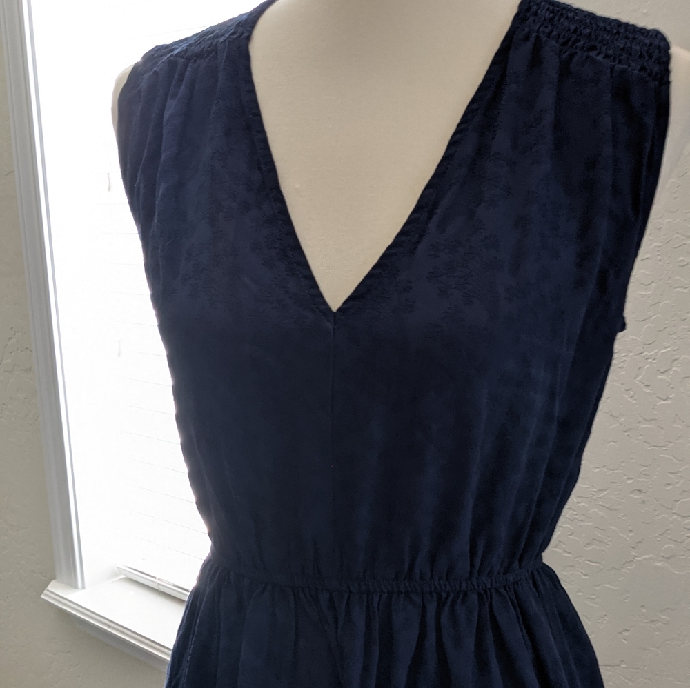 Navy H&M dress - Picture 9 of 10